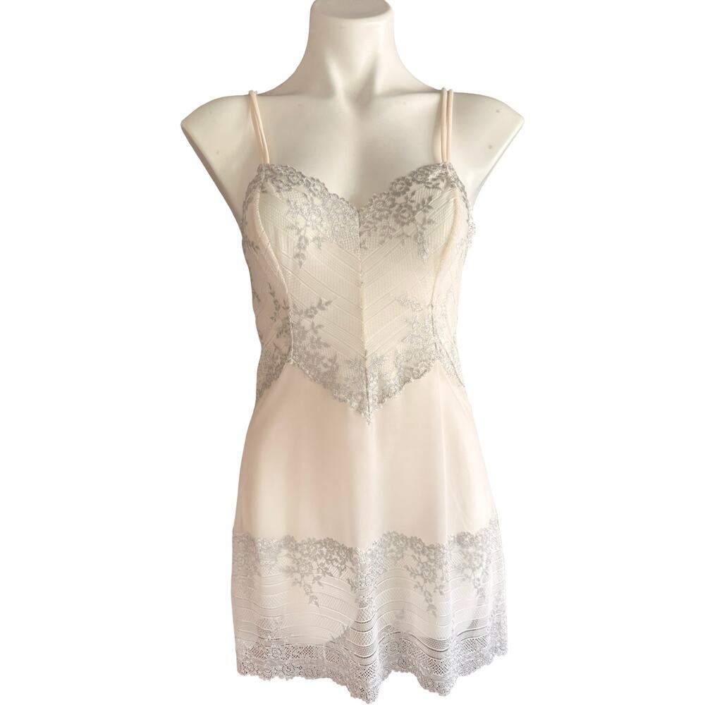 Wacoal Embrace Lace Chemise Ivory Silver Metallic Lace Nylon Slip Size L